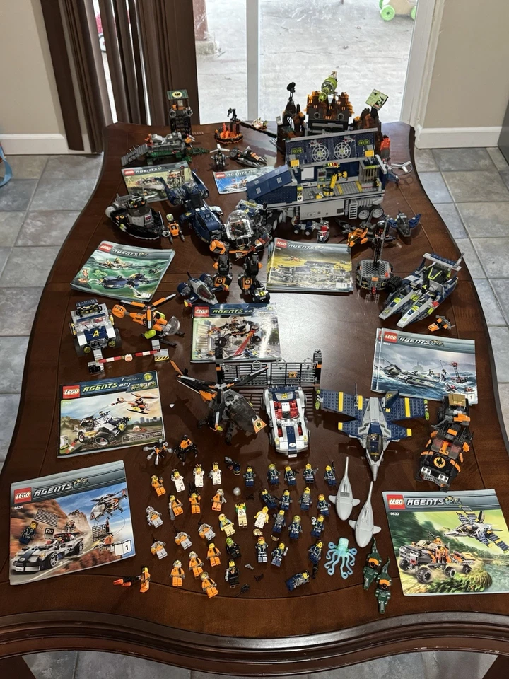 LEGO Agents - Many Sets (As Is)- Mini-figures & Instructions. Offers Welcome! - Image 2 of 4