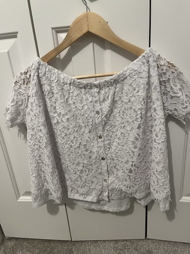 Women’s Generation Love Carly Lace Off Shoulder Top in White sz XS NEW MRSP$165 - Afbeelding 8 van 10