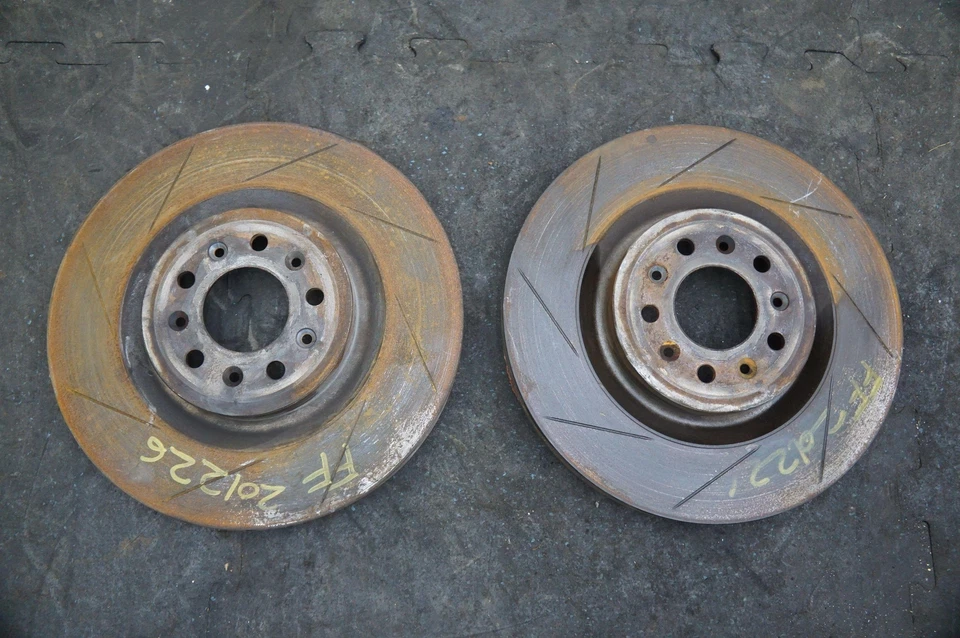 Juego Rotor Freno De Disco Delantero Ranurado 4g43-28-10265 Aston Martin V8 Vantage 07 Foto 2 de 4