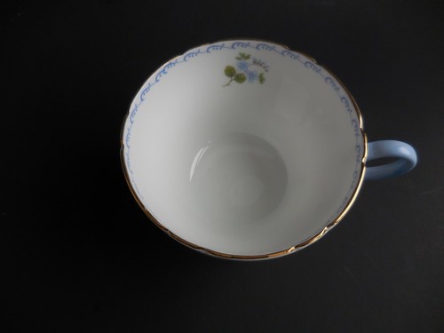 SHELLEY ROSE PANSY FORGET ME NOT CUP #13518 HENLEY SHAPE EXCELLENT CONDITION - Picture 3 of 12
