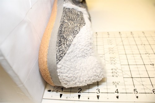 TOMS Sweater Knit Black Gray Loafer Slippers Size 6 36 37 Womens Shoes 10019236 - Picture 23 of 24