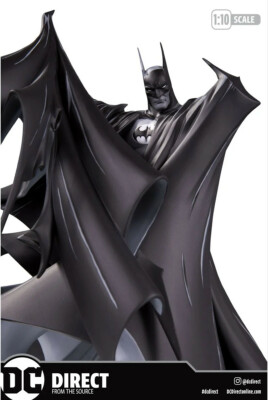 Batman: Black and White ~ BATMAN (TODD MCFARLANE) STATUE VERSION 2