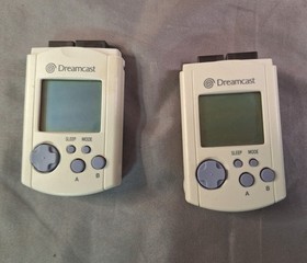 Sega Dreamcast White HKT-3020 - Games and Controllers - Tested - Preowned