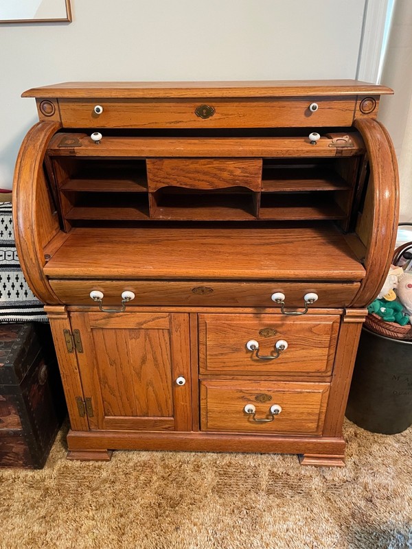 VINTAGE RIVERSIDE CYLINDER ROLL TOP SECRETARY OFFICE DESK SOLID OAK (local pick)