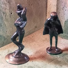 Deux Miniatures Argent  Personnage Musicien  Et Personnage à Cape 