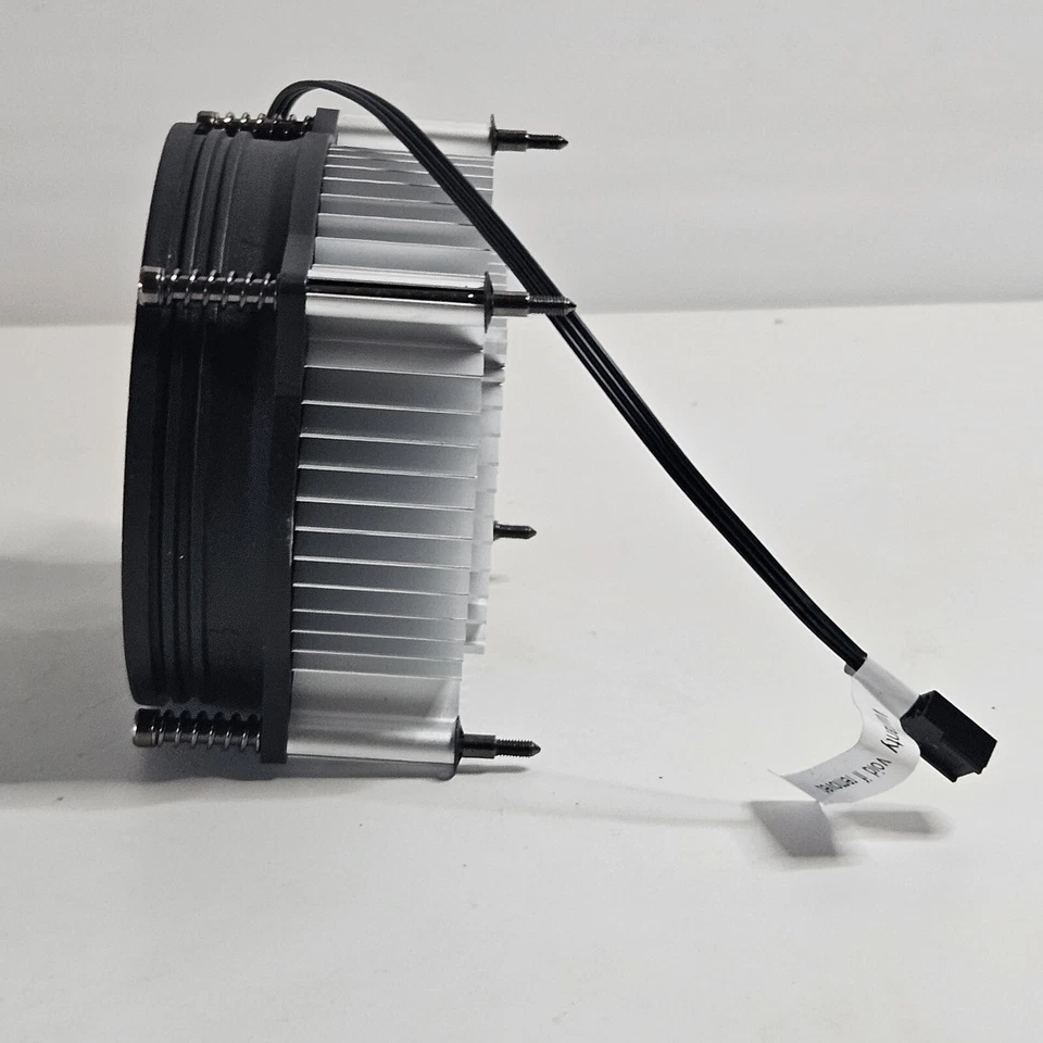 Cooler Master i30 CPU Cooler - 95mm Low Noise Cooling Fan Heatsink - Image 2 of 4