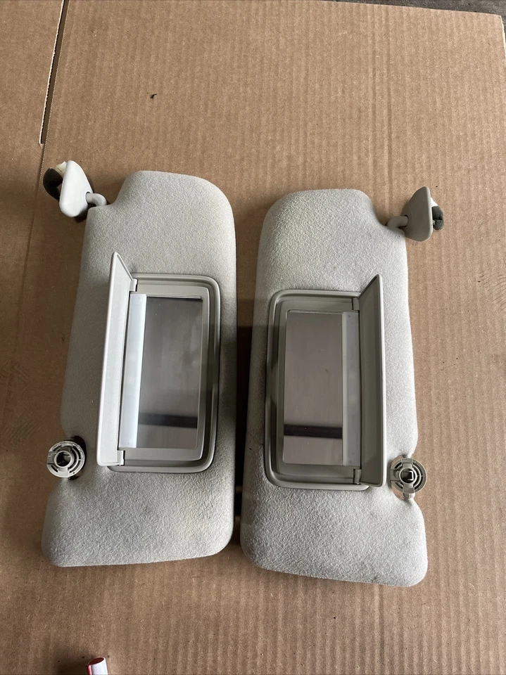 Infiniti G35 Coupé 2003-2006 derecha derecha SUNVISOR PARASOL SOMBRA OEM Foto 4 de 4