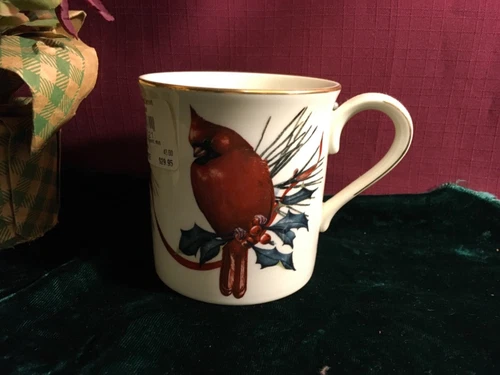 Lenox Winter Greetings Cardinal Coffee Mug Brand NEW with tags USA second Q