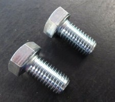 BOLT - 5/8"X1 1/4" UNF (GEAR BOX BOTTOM PLATE). COMPATIBLE WITH: MASSEY FERGUSON