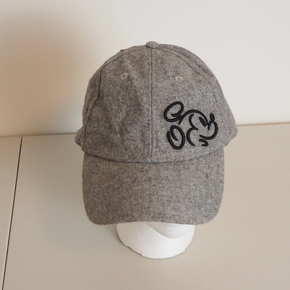 Women\'s A Gray Winter Warm Classic Wool Adjustable Baseball Style Hat Cap Women Corduroy Baseball Cap Autumn and Winter Adjustable  main image 2