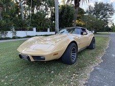 1977 Chevrolet Corvette 1977 Chevrolet Corvette (C3) Removable T-Tops