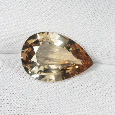 6.50 ct  LUSTROUS  CHAMPAGNE COLOR / NATURAL TOPAZ - PEAR - See Vdo  CL