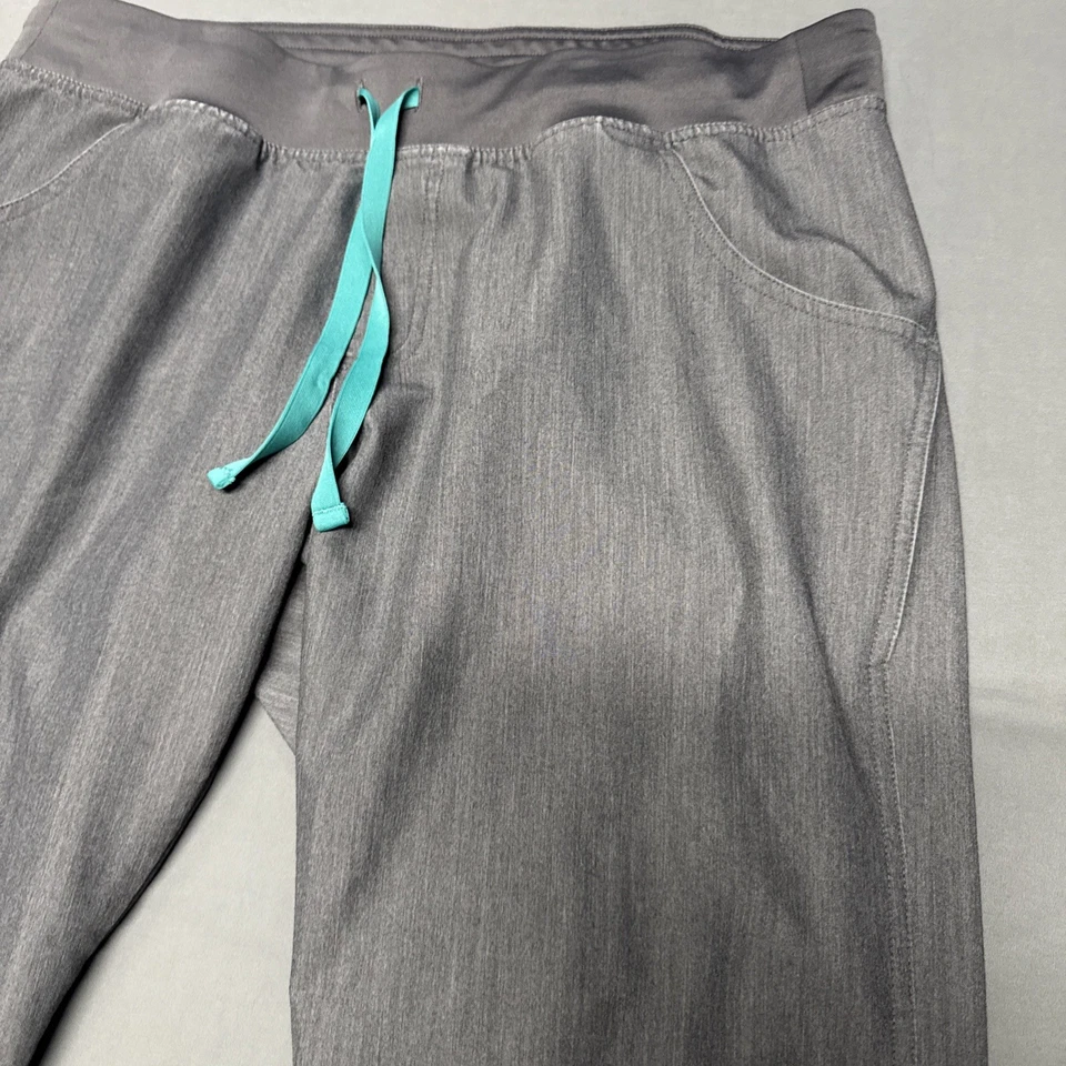 Pantalones Médicos Figs Mujer Kade Cargo Grandes Gris Pequeño Colección Técnica T21004 Foto 4 de 4