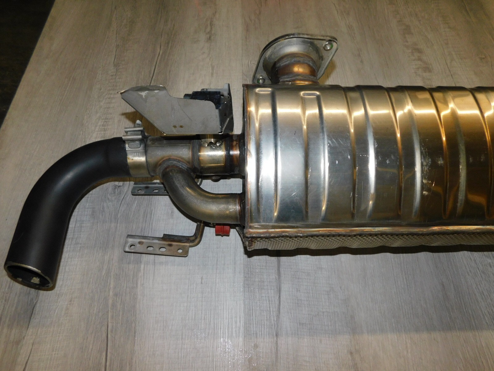18-23 ASTON MARTIN VANTAGE EXHAUST MUFFLER OEM# KY63-5230-AE
