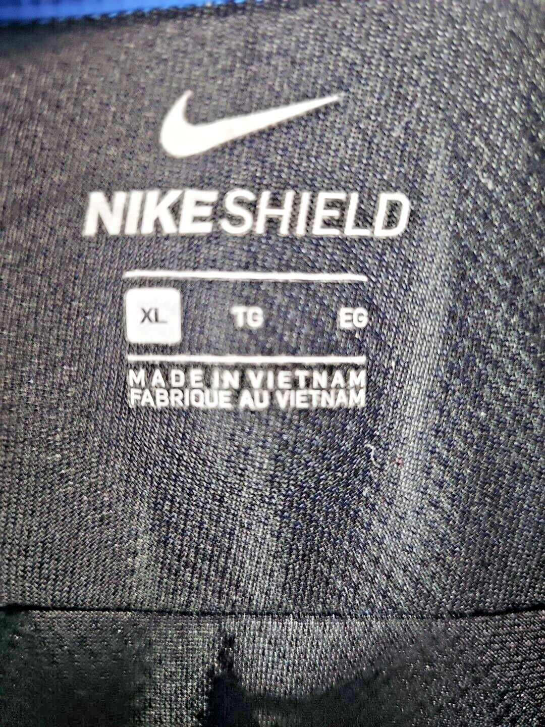 Nike Shield Packable Lightweight Full Zip Jacket … - image 4