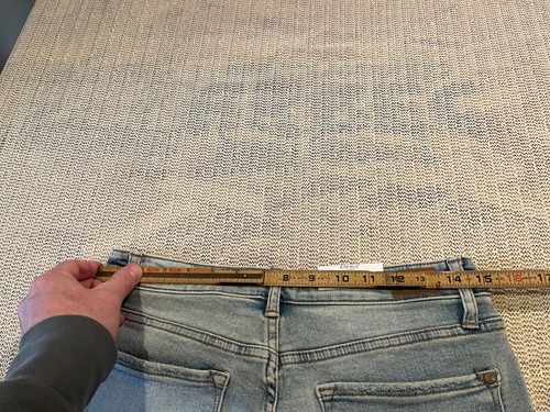 Judy Blue Jeans Size 11 30 Relaxed Straight Light Wash Pants Stretch Distress - Picture 8 of 10