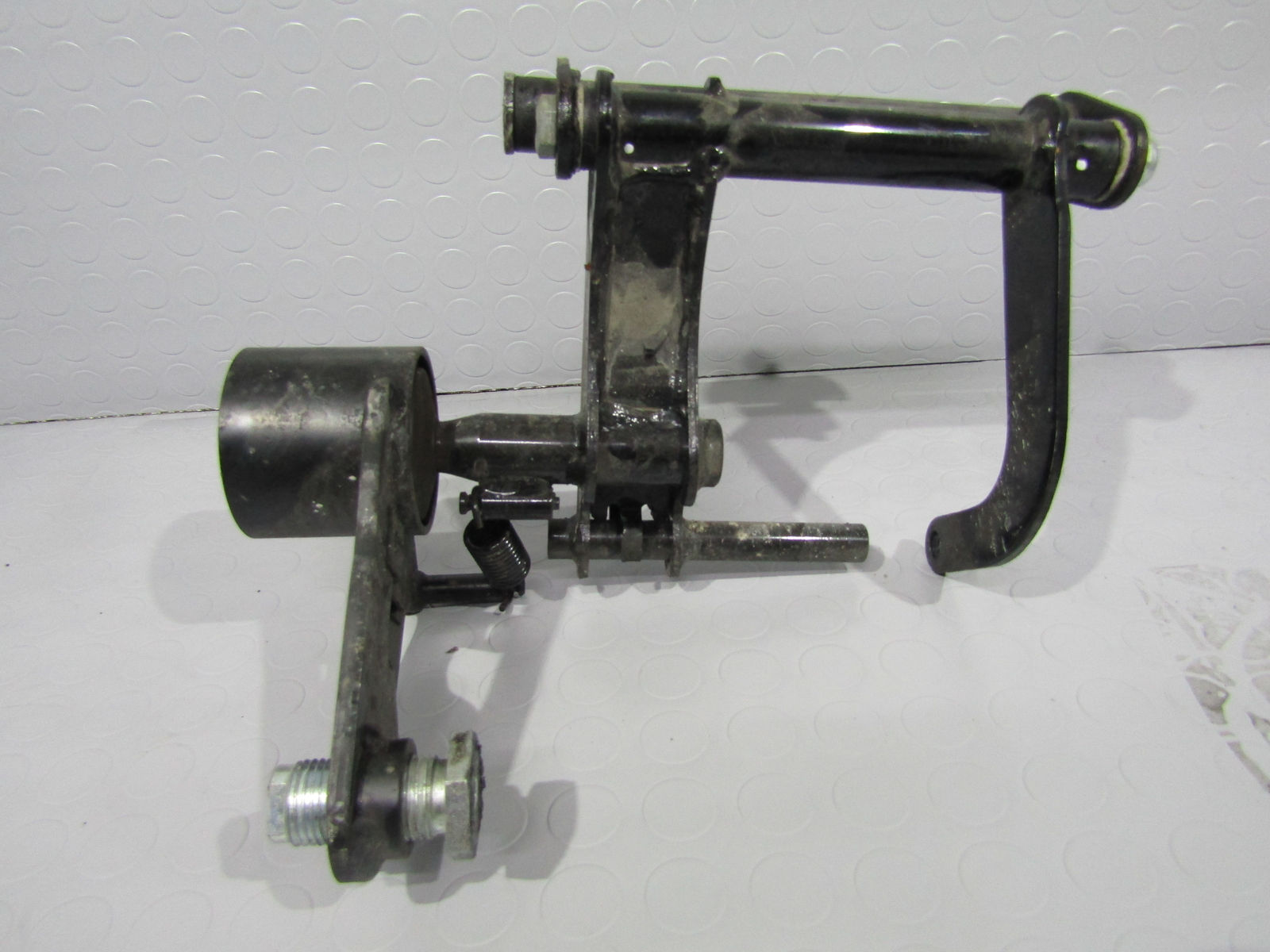 ENGINE SUPPORT PIAGGIO BEVERLY 300 HPE 2021