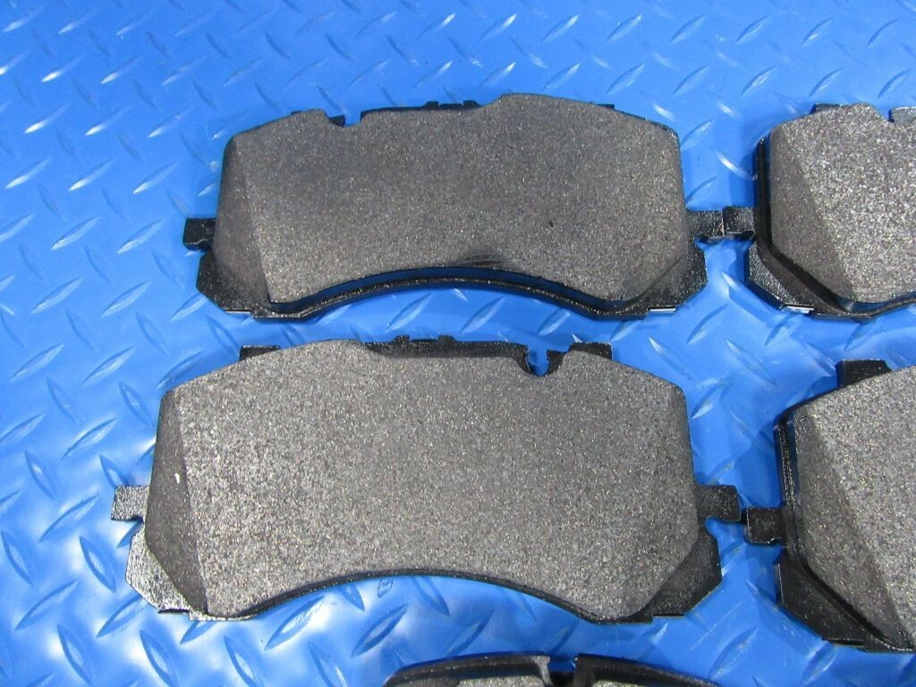 Bentley Bentayga front rear brake pads #6723