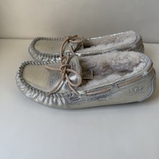 UGG Womens Size 6 Dakota Moccasin Slippers Gold Slip On Shearling Lined Shoes