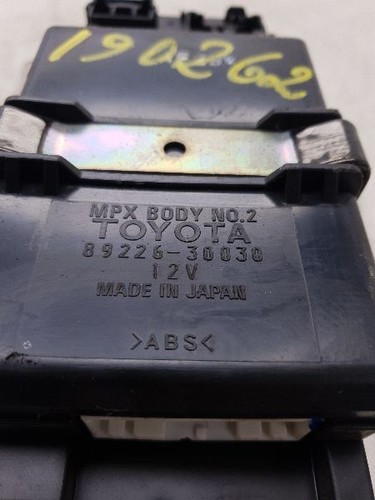 1999 LEXUS GS300 3.0L RWD AT CABIN INTERIOR FUSE BOX - Picture 9 of 12