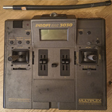 Biete Multiplex Profi MC 3030 35MHz Sender