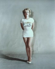 Impresión de imagen de celebridad Marilyn Monroe Alone 4x6