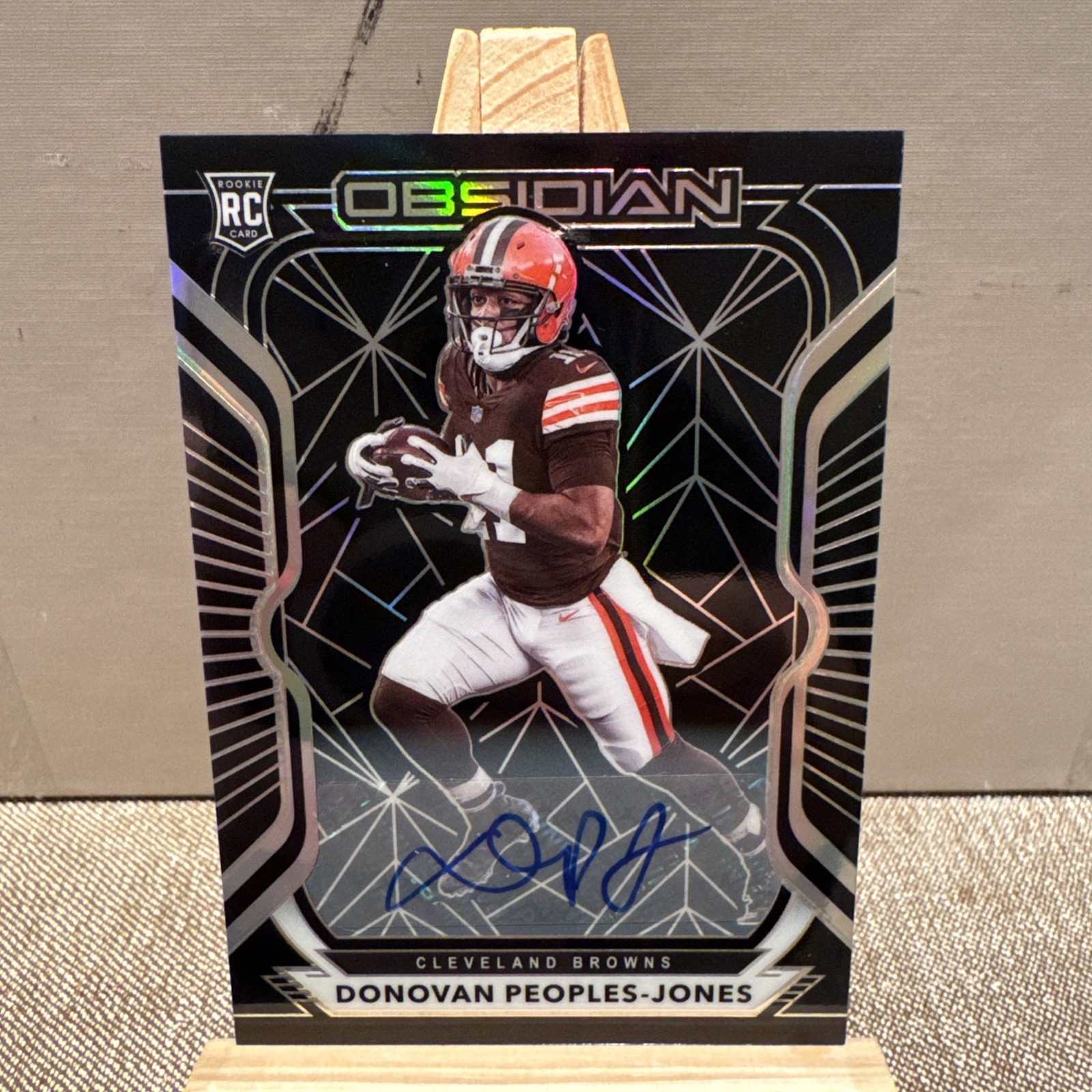 2020 Panini Obsidian Donovan Peoples-Jones Rookie (RC) Auto /150 #167
