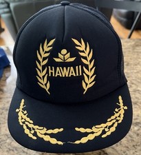 Vintage 1980s HAWAII Snapback Trucker Hat Cap Mesh Gold Leaf Dark Navy Blue Cap