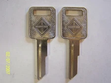 Strattec International OEM SEMI-Truck Key Blanks 1994-2004