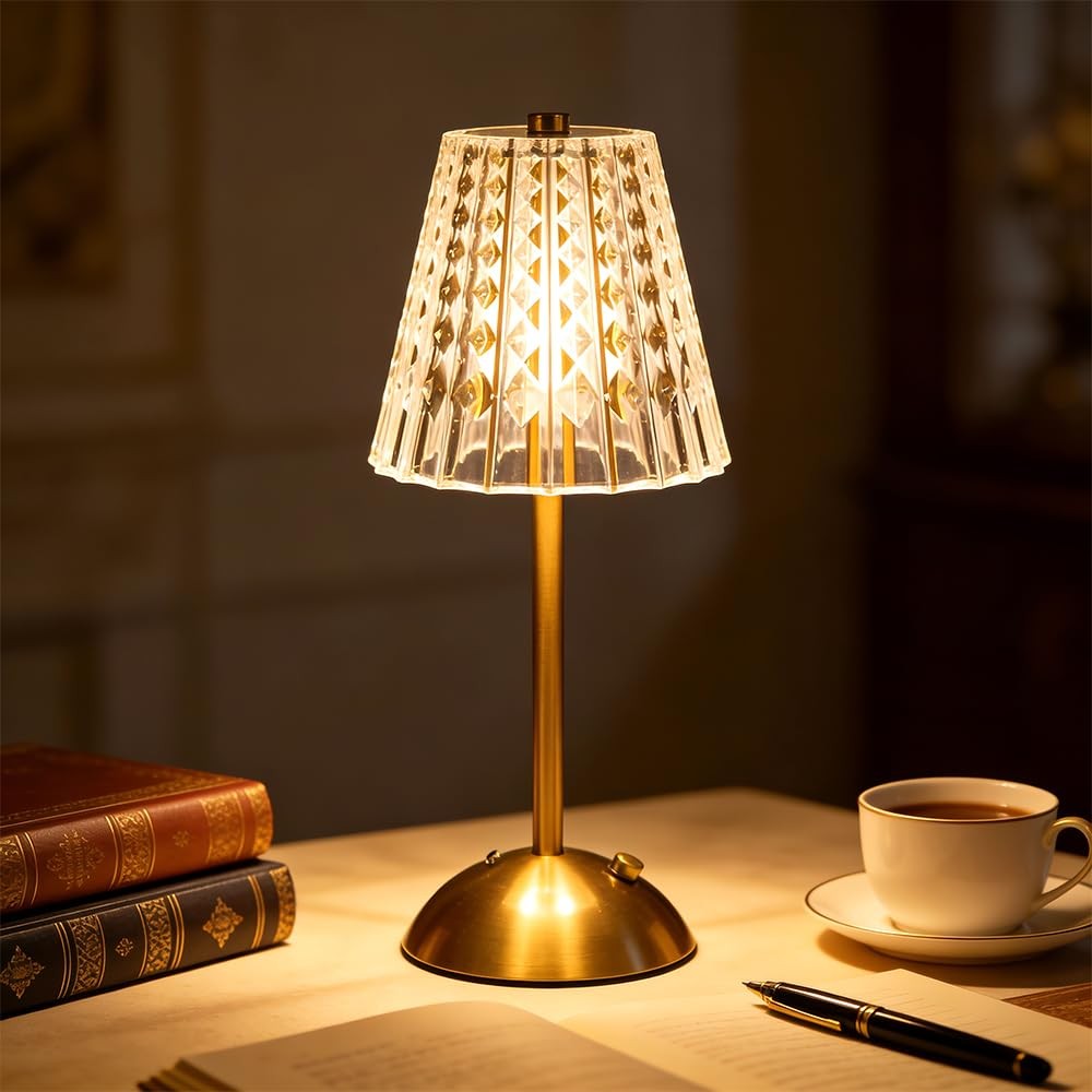 Lampe de table en cristal nomade pour illuminer vos soirées sur la terrasse
