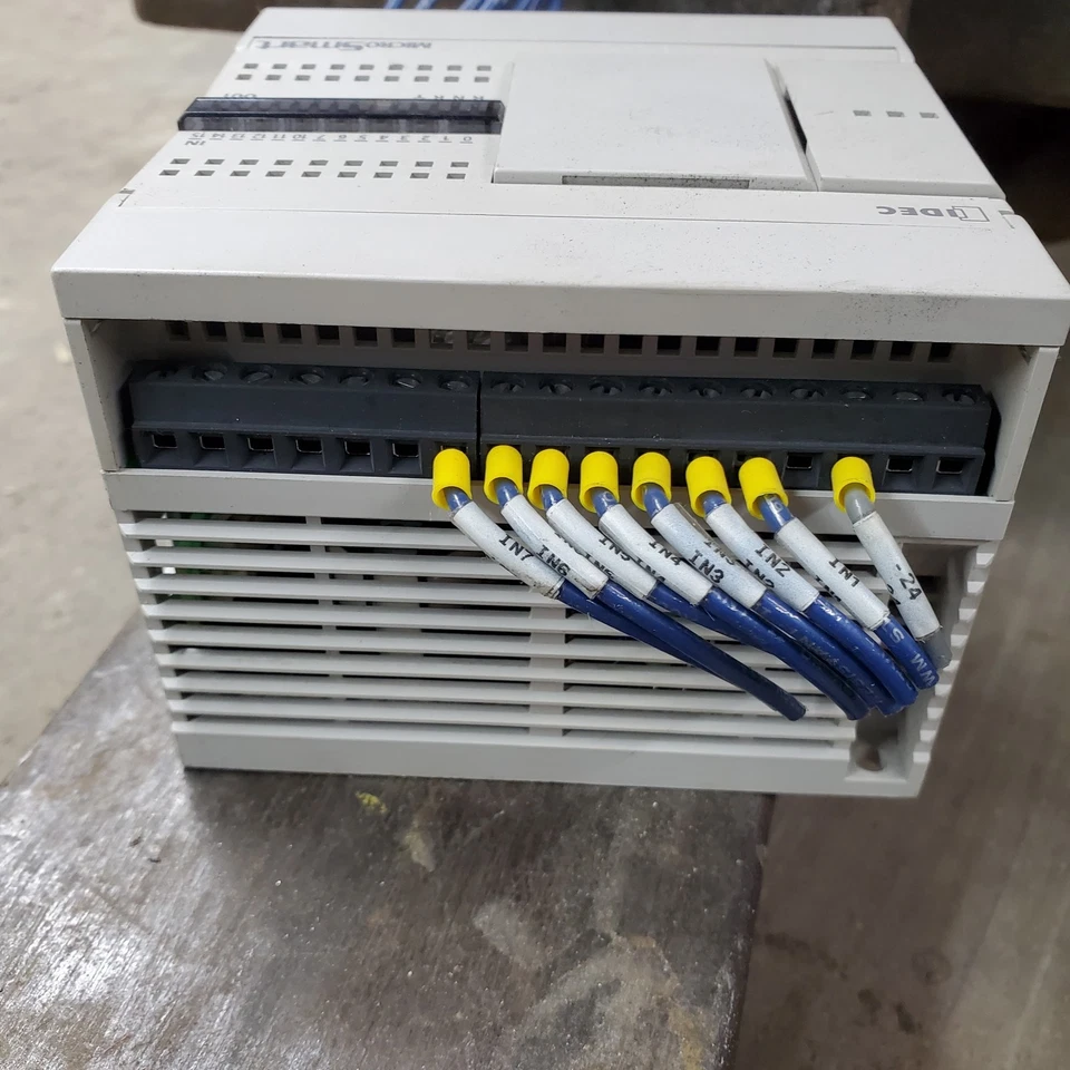 IDEC FC4A-C24R2C MicroSmart Controller - Image 3 of 4