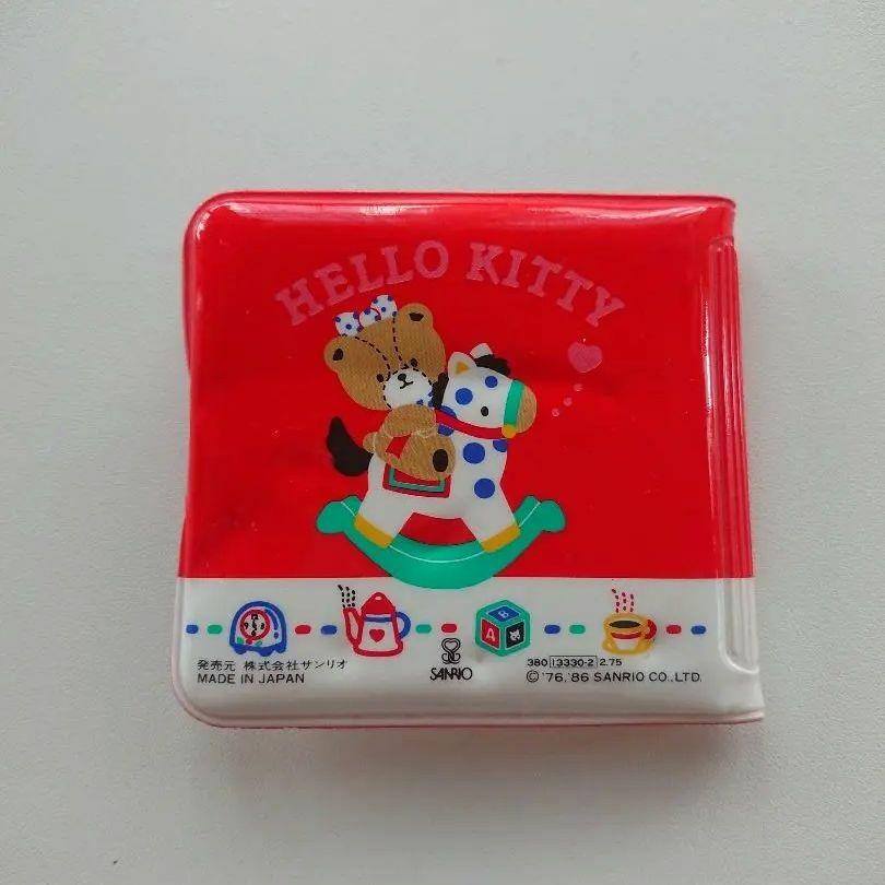 RARE Vintage 1986 HELLO KITTY Tiny Mini Vinyl Coin Purse SANRIO