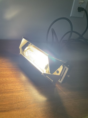 RARO Beseler Cuarzo 750VR Luz Fotografía Probada Incluye Bombilla 800w CAT #4275 - Imagen 3 de 7