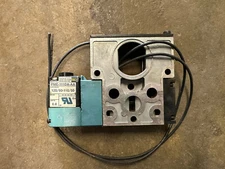 MAC Values 811C-PM-1111DA-143 / PME-111DA-AA