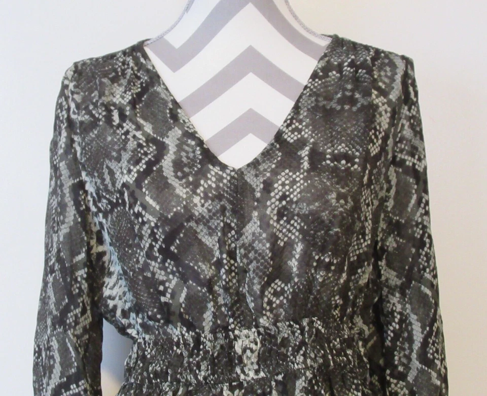 H&M Top Manga Larga 3908 Mujer Verde Negro Gris Estampado Animal Pullover Talla 2 Foto 2 de 4