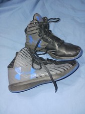 UNDER ARMOUR BOY'S BASKETBALL SHOES SIZE 1Y Black With Blue