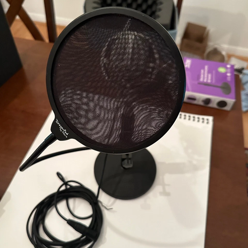 The Voice Over Microphone! "Harlan Hogan" plus accessories EUC - Image 4 of 4