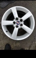 Saab 9-3 aero convertible (2006 Alloy Wheel 225. 45 17" some scratches. 