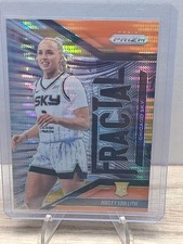 2025 Panini Prizm WNBA #15 Hailey Van Lith Fractal Orange Pulsar /75 Chicago Sky