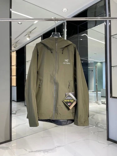 Unisex ARC Beta LT Coat Waterproof Camping Hiking Outdoor Green Jackets video thumbnail