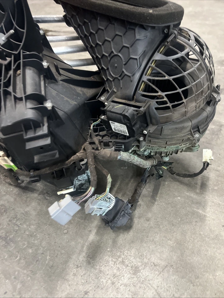 2012 Ford Super Duty F250 F350 Lariat HVAC BOX aquecimento e resfriamento 19B555-R4J4J - Imagem 4 de 4