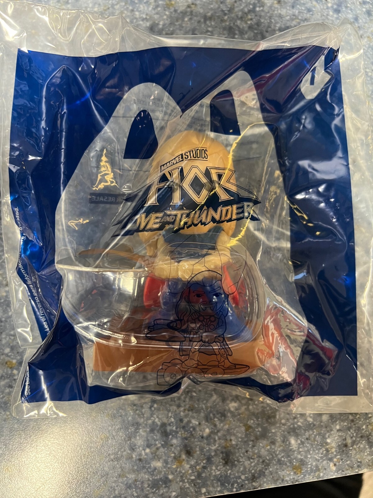 2022 Макдональдс Диснейленд Марвел Тор Любовь и Гром ИГРУШКИ или набор ХЭППИ МИЛ