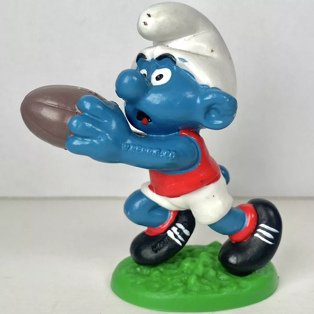Smurfs 20150 Australian Football Smurf Vintage 1980 Figure PVC Toy Peyo  Schleich