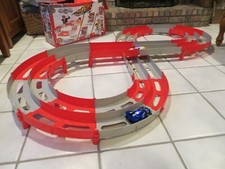 SCAN2GO Collectors box 2 Lane Figure 8 track, 2 Cars, Race Track 7 Scan Cards