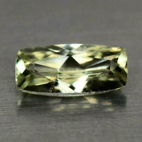 Diaspore Naturelle De Turquie - 5.3 X 3.5 Mm - 0.62 Carats - Pierre Rare