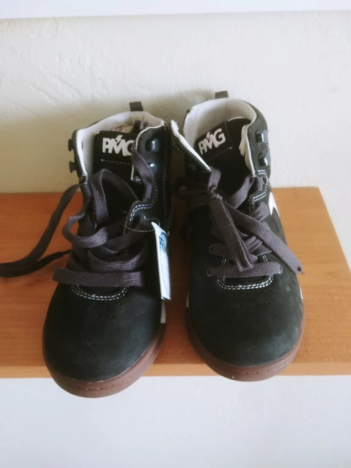 Boys Hi-Top Sneakers Shoes By PRIMIGI black Bungee Lace Kids Size US 13 (32) NEW - Image 3 of 4