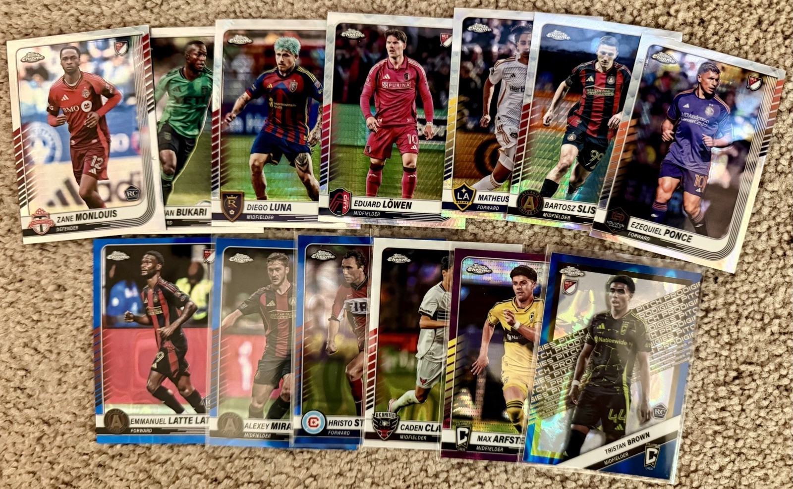 2025 Topps Chrome MLS - Lot Of 46 (Base/Refractor/Prizm/Lava) view 3