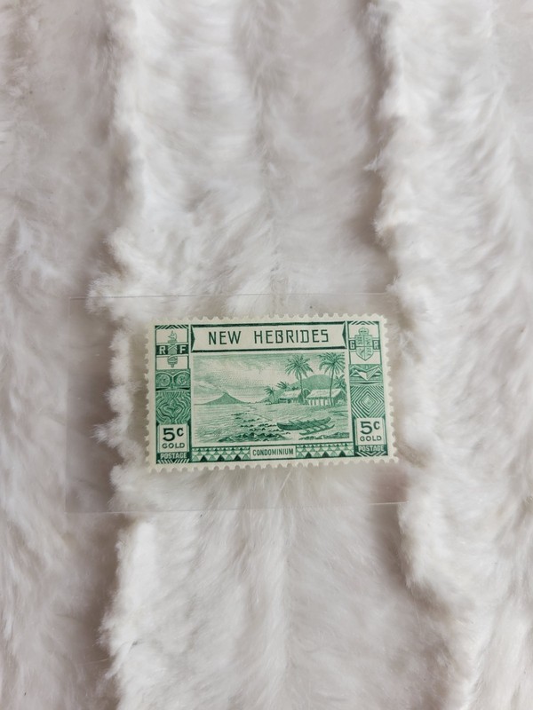 New HEBRIDES 1938 Stamp. Mint Hinged. 5cent Gold.