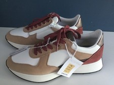 Image of NEW - Geox Respira Amabel Womens Trainers White Peach Leather Suede - Size 7