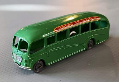 Matchbox Lesney Bedford Duple Luxury Coach Bus No 21 England